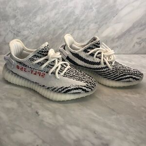 Adidas Yeezy Boost 350 V2 Zebra size 6, New
